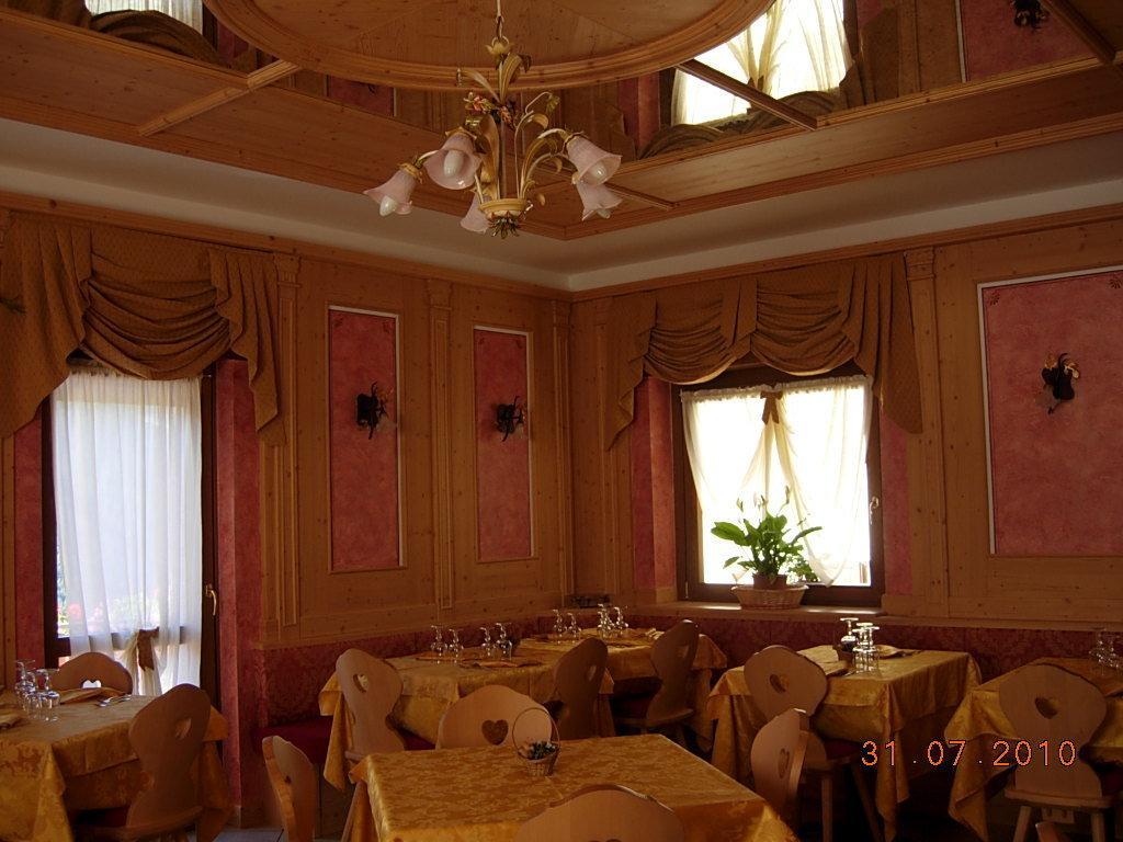 Albergo Eden Ponte Di Legno Eksteriør billede